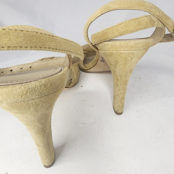 Etienne Aigner Martana tan Peep Toe Heel sz 6m - Picture 4 of 7